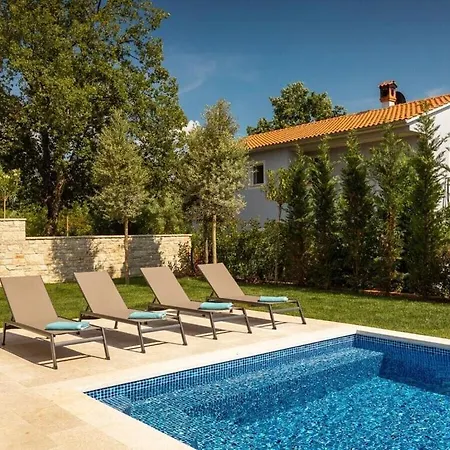 Vera Porec Comfortable